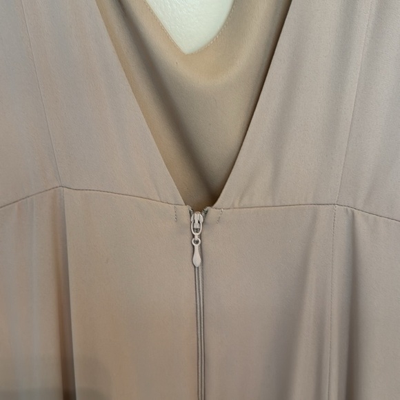 Show Me Your Mumu Jenn Maxi Bridesmaids Dress Show Me The Ring Crisp - Picture 11 of 11